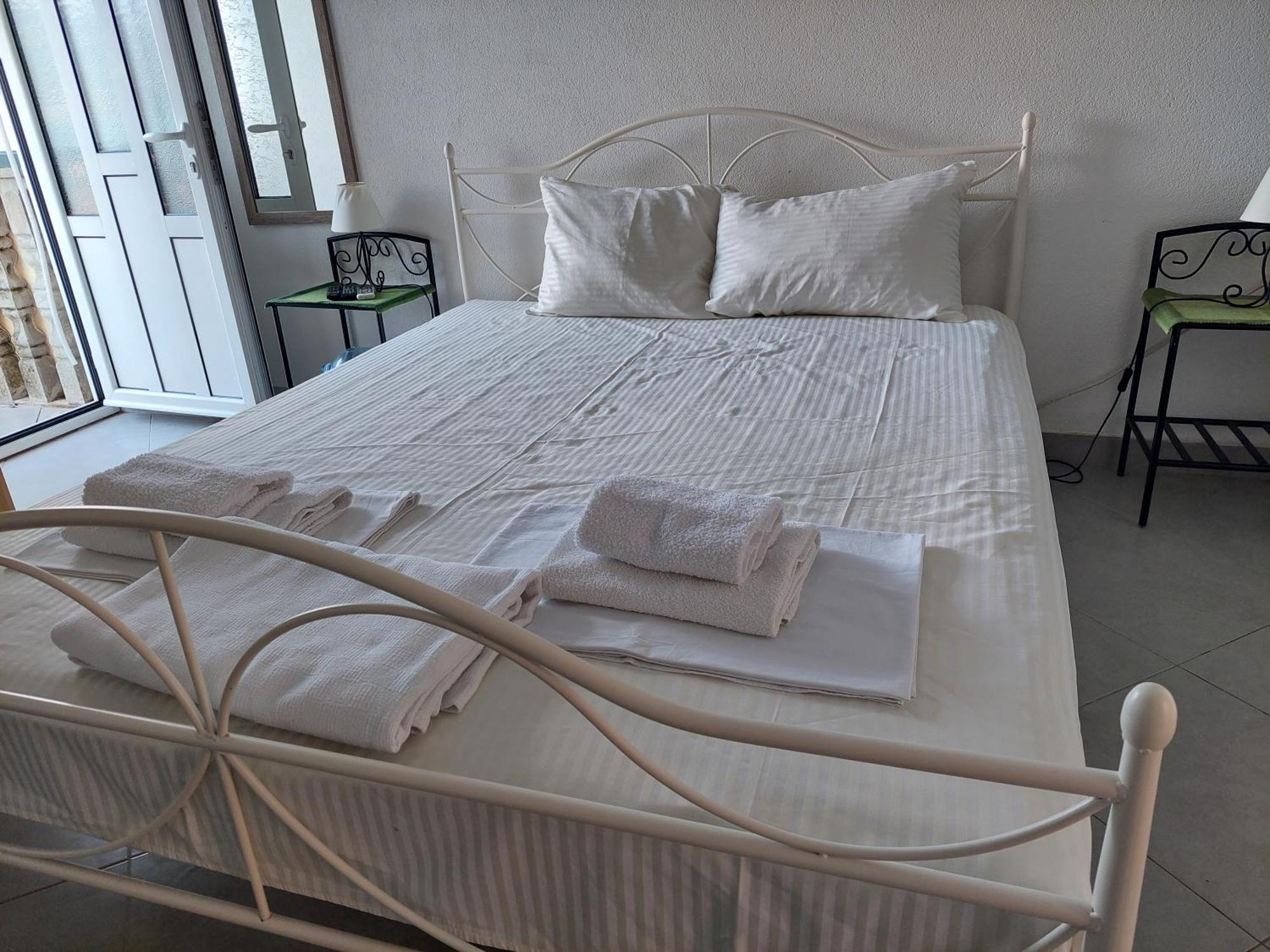 טיווט Kjara Apartments מראה חיצוני תמונה