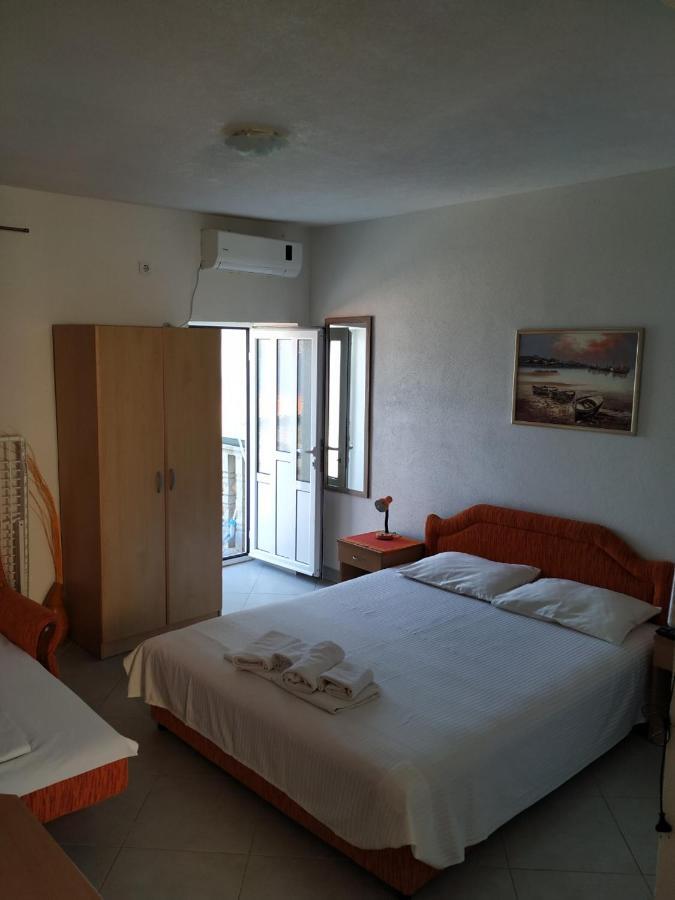 טיווט Kjara Apartments מראה חיצוני תמונה
